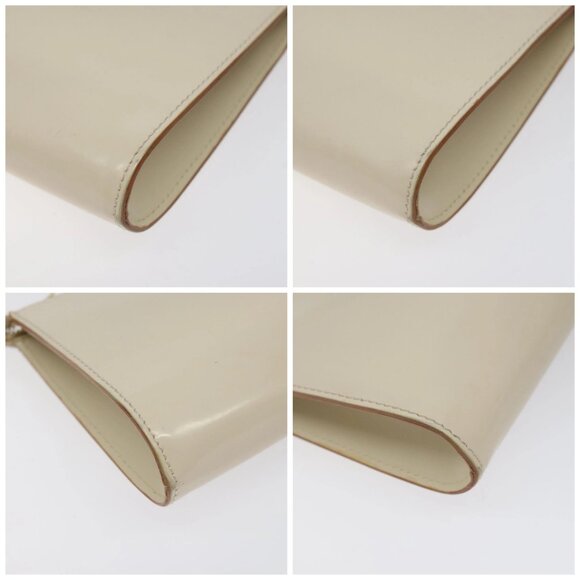 Salvatore Ferragamo Gancini Shoulder Bag Leather Ivory Gold Auth 122679 - Picture 14 of 16